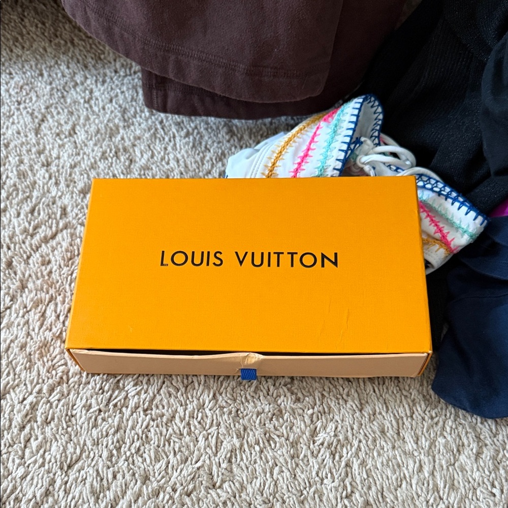 Louis Vuitton Vibrant Orange Box